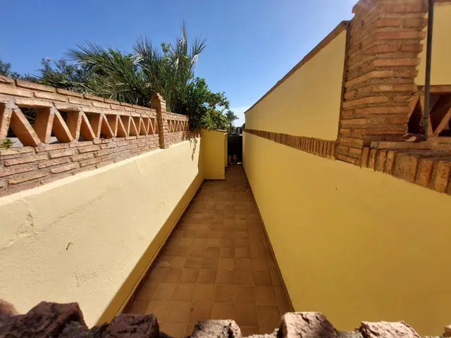 Chalet 6 dormitorios 3 baños, terrazas y piscina en Burjulú. — 9