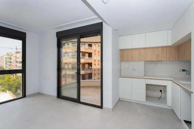 APARTAMENTO DE 2 DORMITORIOS 2 BAÑOS EN TORREVIEJA EN PLAYA DEL CURA — 2