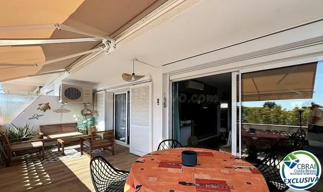 Apartamento reformado con terraza a 150 m de la playa – Empu - foto 3