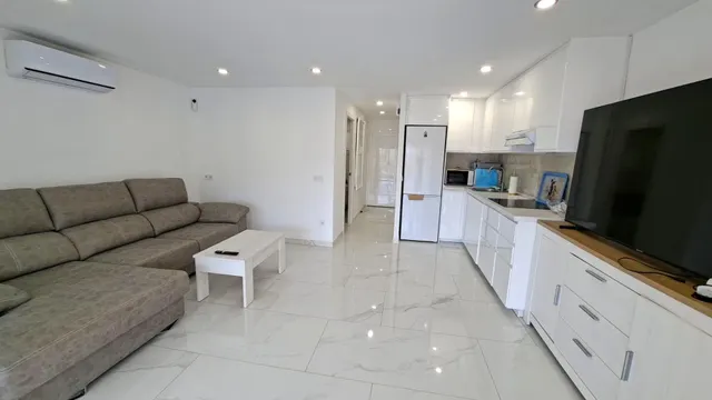 ESPECTACULAR APARTAMENTO REFORMADO — 12