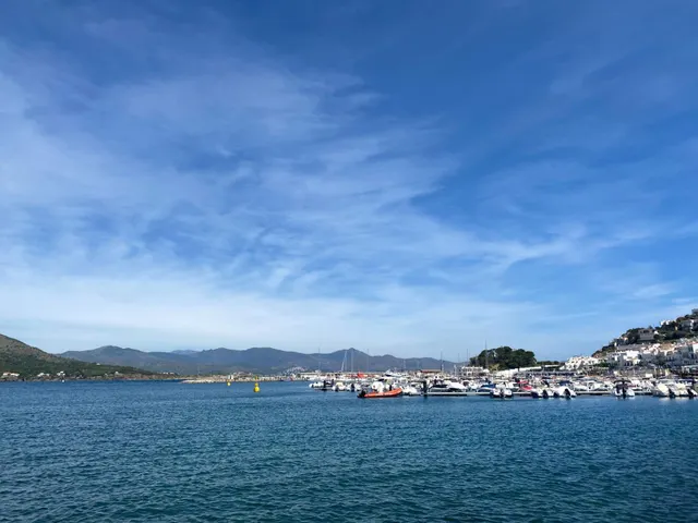 ¡Oportunidad única para vivir en un entorno privilegiado en El Port de la Selva! — 21