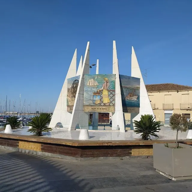 Piso de esquina en el centro de Torrevieja – ¡a solo 400 m del Paseo Marítimo! — 35