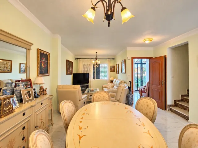 Casa 5 habitaciones 155m² en venta - Habaneras — 24