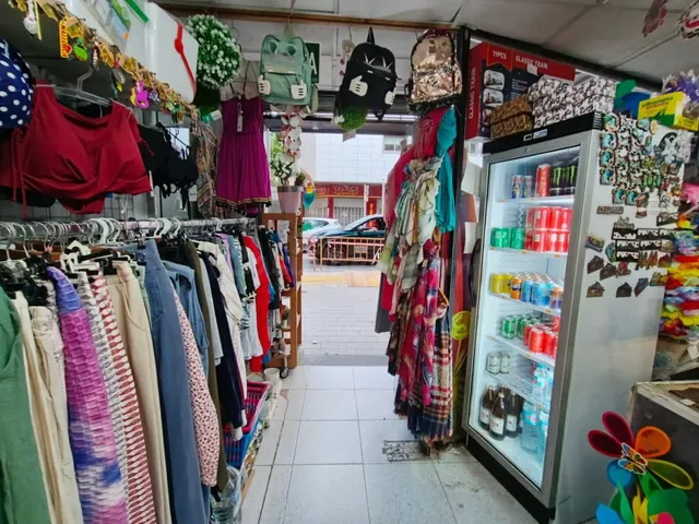Se traspasa bazar en funcionamiento en Bons Aires (muy cerca - foto 2