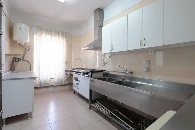 CHALET EN CIUDAD JARDÍN DE 253 M2 — 41