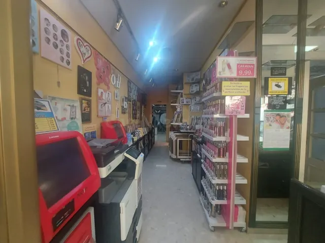 Traspaso y alquiler de local comercial en el centro de El Ej