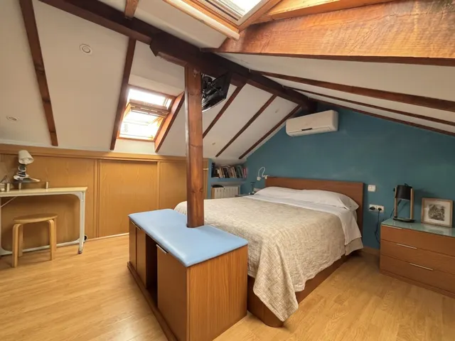 Acogedor DÚPLEX de 2 DORMITORIOS y 2 BAÑOS — 14