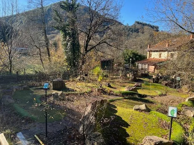 ALBERGUE — 47
