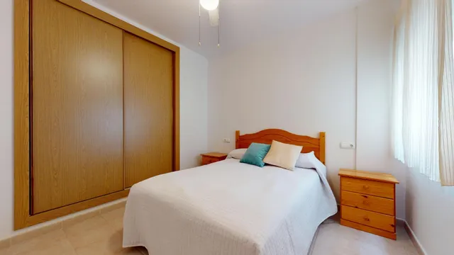Encantadora Casa con 2 Terrazas a un Paso del Hotel 525 – 3 Dormitorios en Los Alcázares — 11