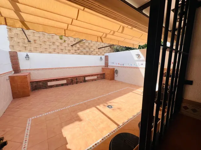IMPECABLE CASA ADOSADA EN BENALMÁDENA PUEBLO CON VISTAS DESPEJADAS Y AL MAR DESDE LA PLANTA ALTA — 14