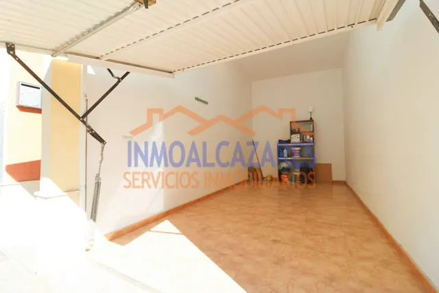 Centrico apartamento de 2 dormitorios, 1 baño y cochera privada. en torre pacheco, Murcia. — 30