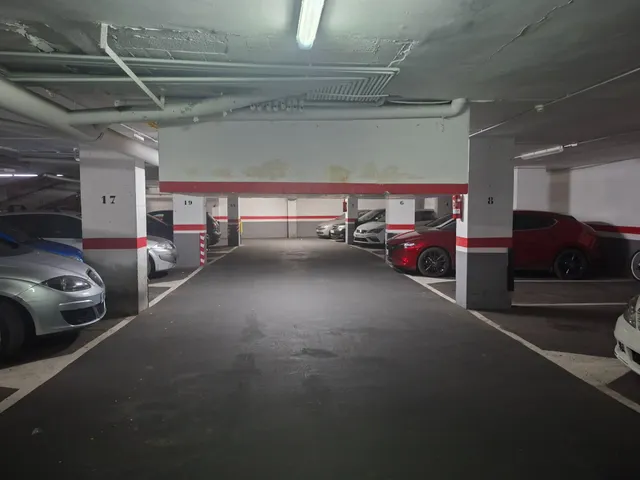 PARKING EN VENTA LA MARINA DE PORT — 10