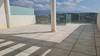 La Cala de Mijas - Piso de 3 dormitorios - 2 baños - Piscina - Terraza - Garaje - Trastero — 2