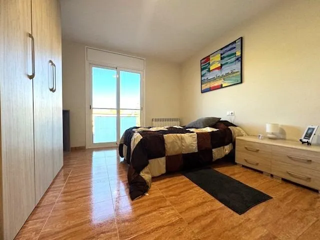 GRAN PISO DE 130MTS DE 4 HAB EN CALAFELL PUEBLO — 38