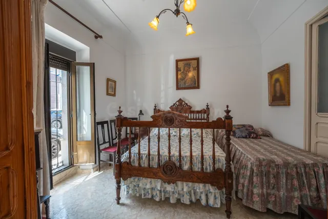 Gran oportunidad en Guareña. Casa de 2 plantas con entradas 