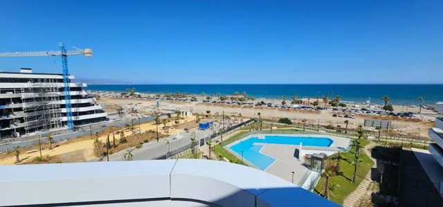 Ático de lujo frontal al mar - Av. Mar de Alboran - foto 2