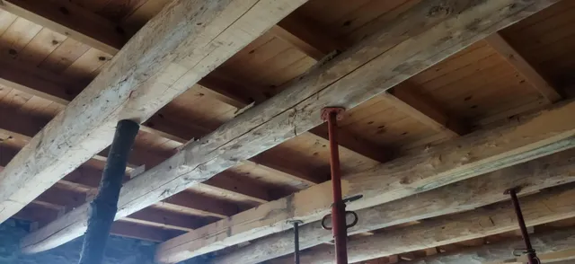 SE VENDE CASA EN CONSTRUCCIÓN  EN VILLANUEVA DE VALDUEZA — 12