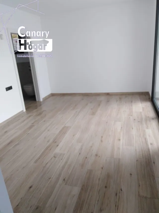 Se vende preciosa Villa  Roque del Conde para estrenar — 23