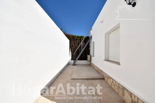 GRAN PAREADO CON GARAJE Y TERRAZA CERCA DE LA PLAYA — 27