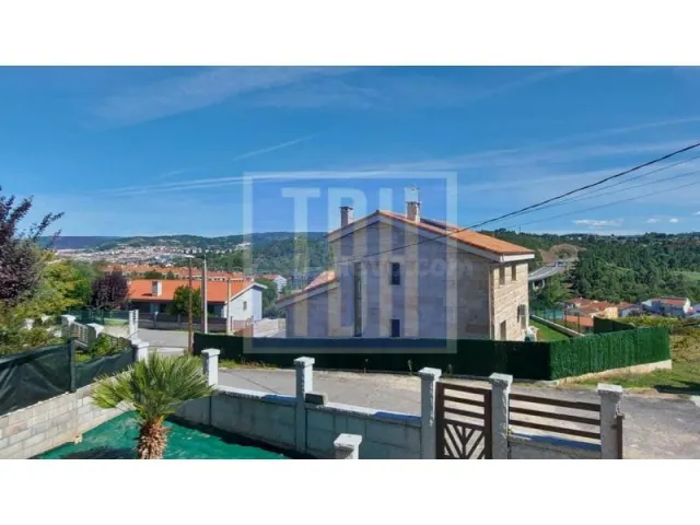 Casa unifamiliar en venta en Barbadas - foto 3