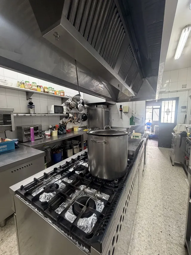Restaurante 350m² en venta - Costa Del Sol — 10