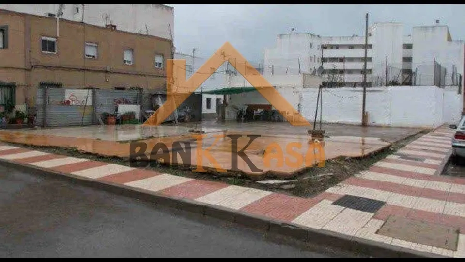 SE VENDE SOLAR URBANO EN ROQUETAS DE MAR