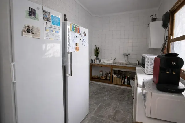 PLANTA BAJA CON PATIO PRIVADO Y AMPLIO SÓTANO - foto 4