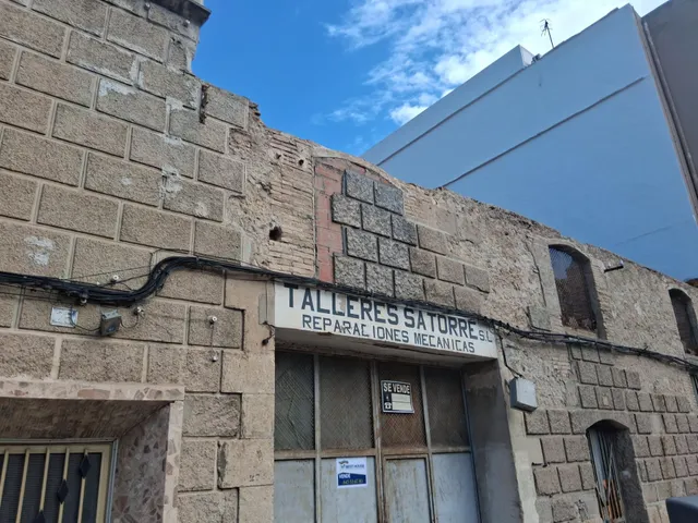 Solar Urbano en Chaflán Estratégico — Avda. País Valencià (Muro de Alcoy) — 6