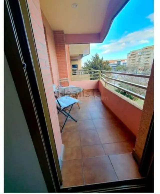 Habitación 3 habitaciones 85m² en alquiler - Teatinos — 3