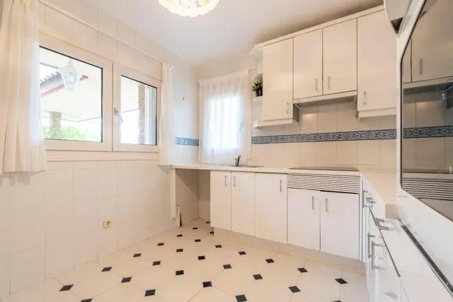 Excepcional chalet pareado cerca a Avenida Europa en Pozuelo de Alarcón — 24