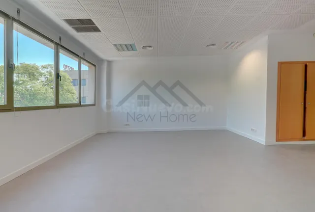 ✨ Tu oficina en el corazón empresarial de Valencia. Impecabl - foto 2