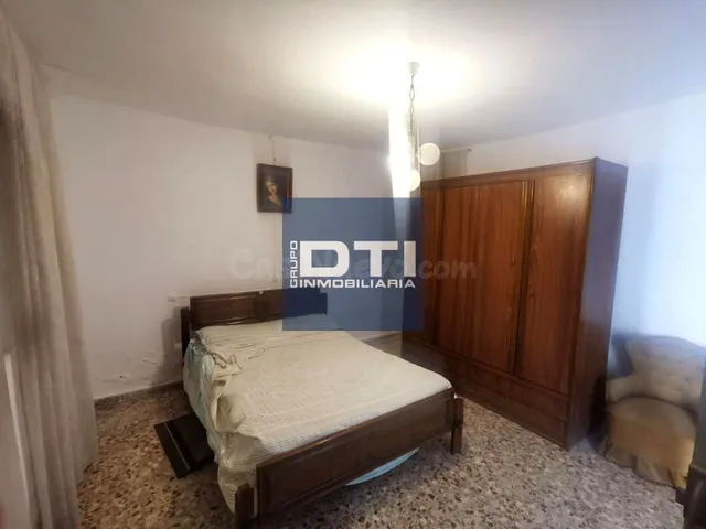 Casa en venta en Balazote de 200 m² con patio, 3 dormitorios - foto 2