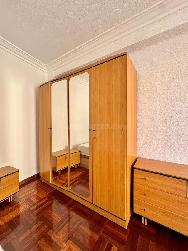 Habitación luminosa con cama doble a 5 minutos del centro - foto 3