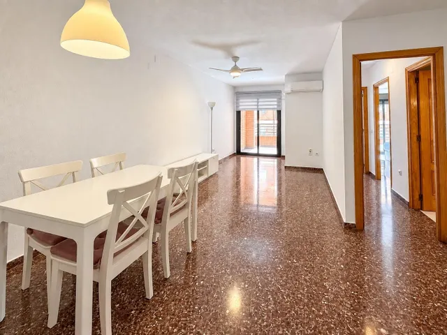 Piso de 2 habitaciones en alquiler en C/Juan Ramón Jiménez — 4
