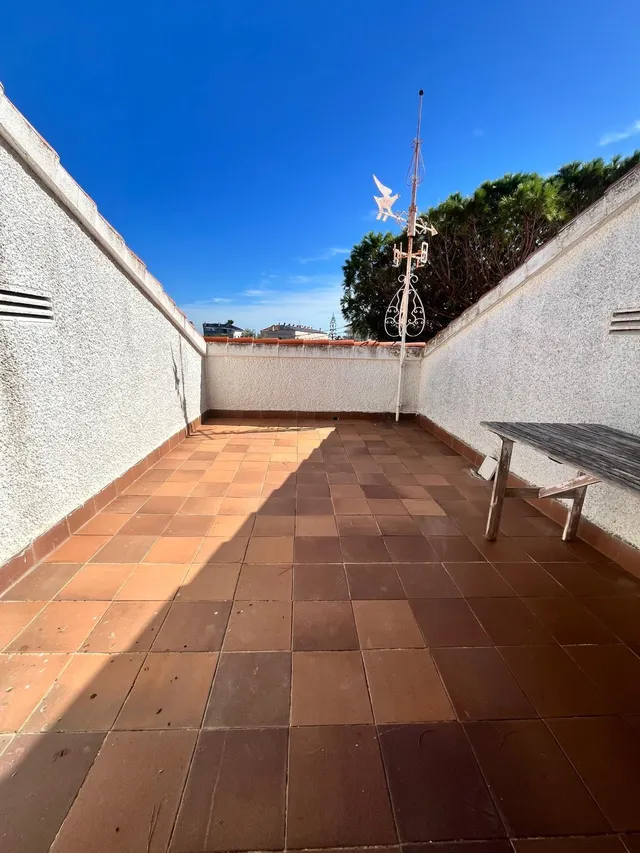 Chalet junto playa del Gurugú, planta 2º - foto 4