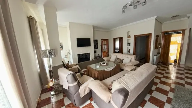 Casa de lujo en venta en Campo Cámara, Castril – Vistas al v - foto 3