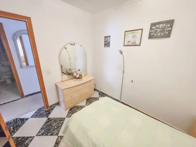 Villa 3 habitaciones 230m² en venta - Centro — 27