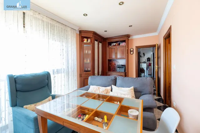 ESTUPENDO PISO EN ZONA VERGELES-ZAIDIN. — 4