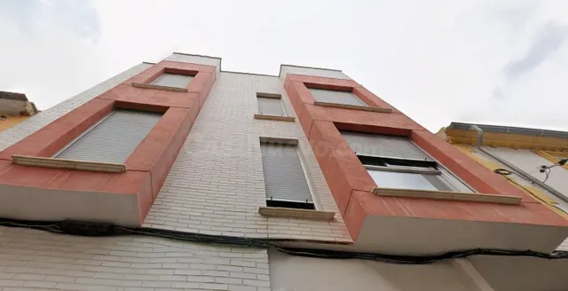 Se vende piso OKUPADO en Calle San Francisco 35 de Molina de - foto 2