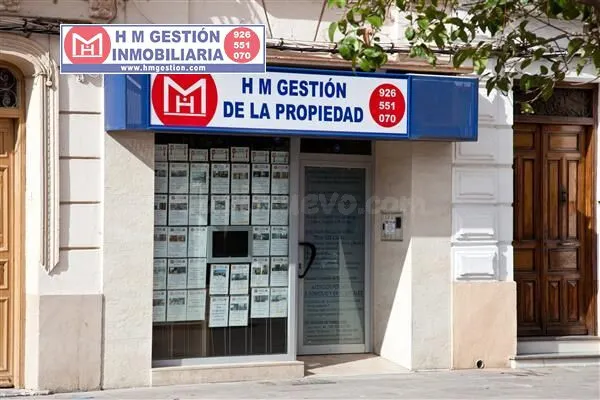 Local comercial 85m² en alquiler - Hospital – Institutos
