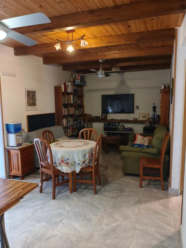CASA DE PUEBLO REFORMADA CON PATIO Y TERRAZA (BARRACA A. VIV - foto 2