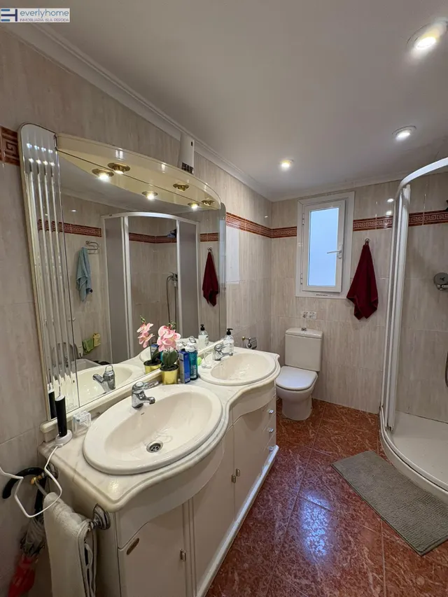 Habitación en alquiler en Ayora, Valencia | Larga estancia | Disponible el 1 de noviembre — 6