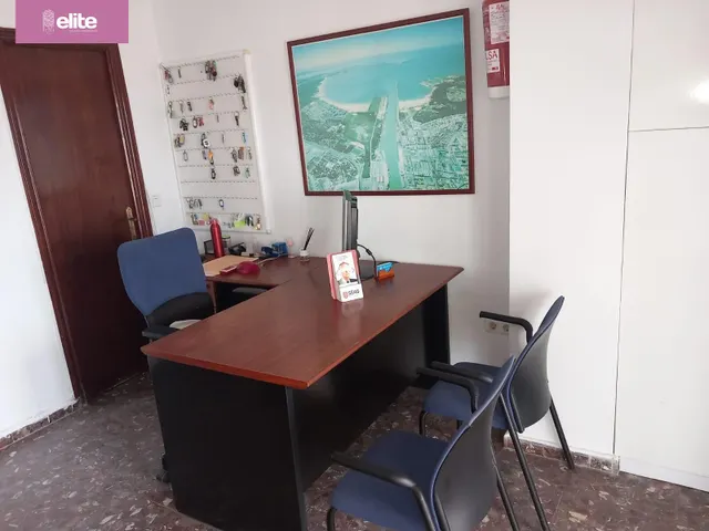 ESTUPENDO LOCAL EN ALQUILER EN VALDELAGRANA — 2