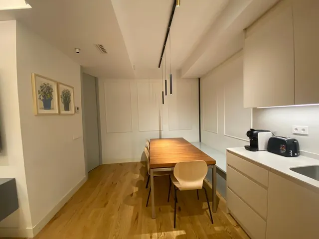 Elegante Piso en Venta en Gaztambide, Madrid — 10
