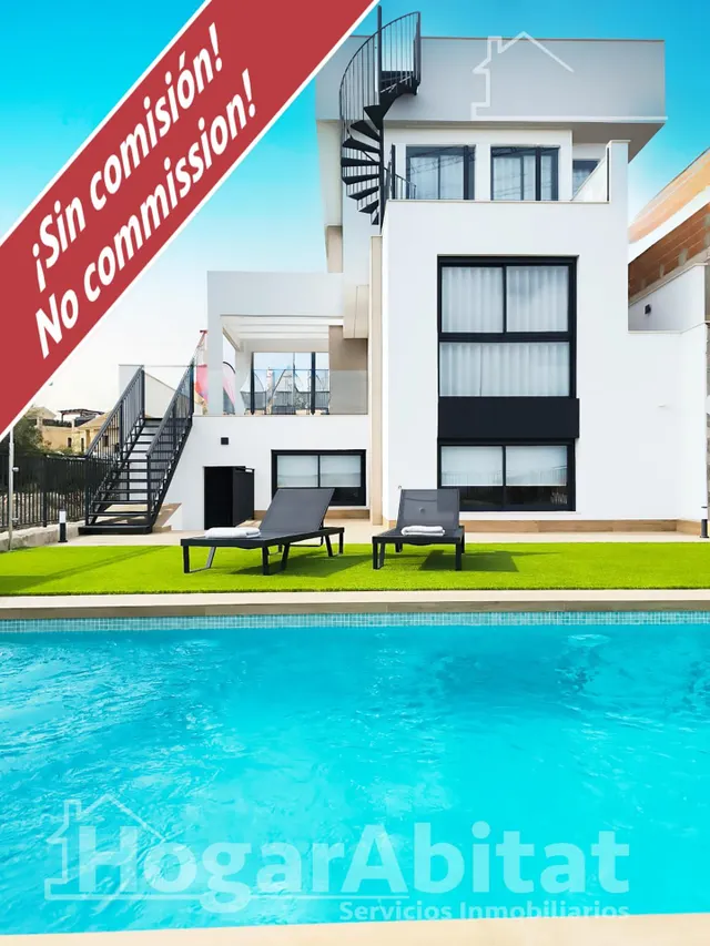 PRECIOSO ADOSADO A ESTRENAR CON PISCINA PRIVADA Y TERRAZA — 6