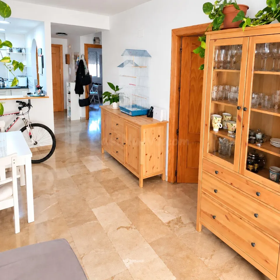 PISO CON LICENCIA TURÍSTICA Y GARAJE EN LAS LAGUNAS DE MIJAS