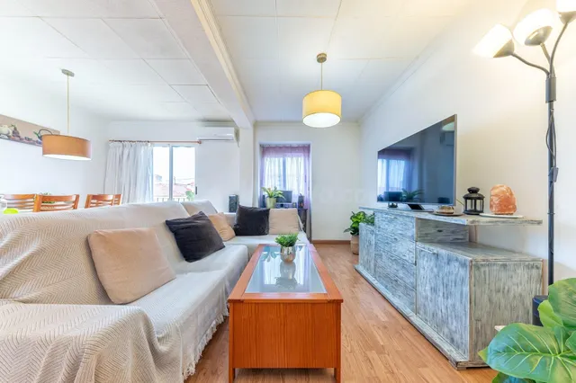 ¡Atención Inversores! Se vende piso de 2 dormitorios alquila - foto 4