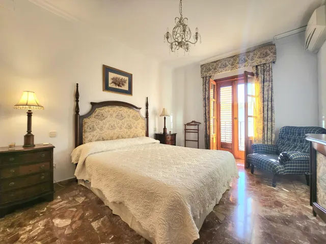 IMPRESIONANTE CASA EN CENTRO DE ALCALA DE UNA SOLA PLANTA CON LOCAL COMERCIAL Y GARAJE. — 9