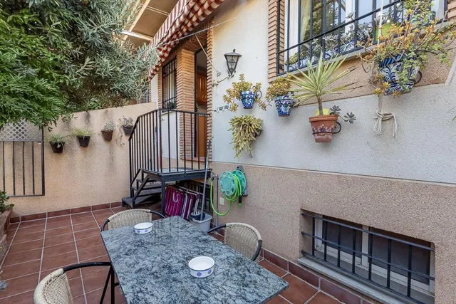 Casa en Ogijares con piscina comunitaria. — 14
