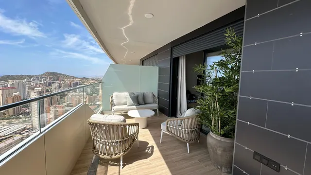 Apartamento de 2 dormitorios listo para entrar a vivir en Playa de Poniente(Benidorm) — 13